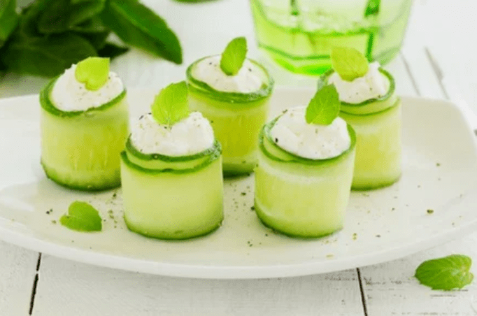 A cucumber roll in the attack phase
